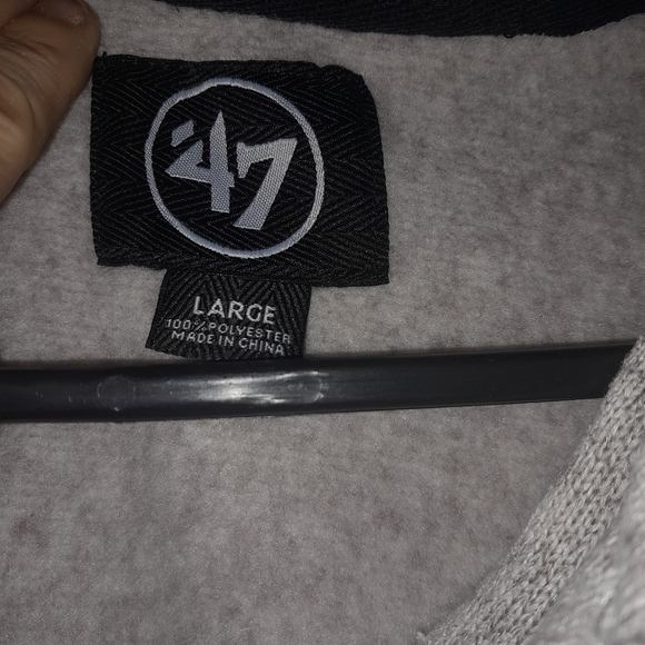 Boston Bruins fleece sweater - Picture 4 of 4